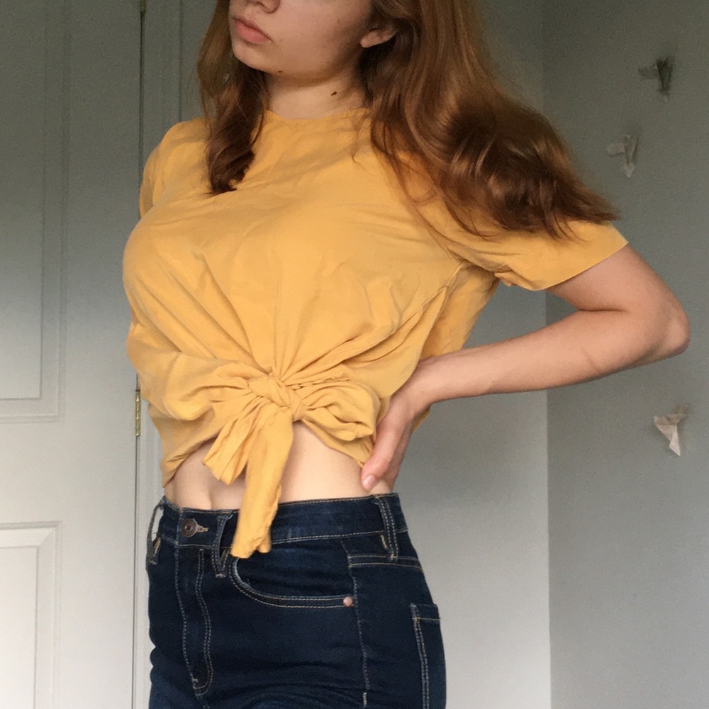 Mustard Yellow Tee/Crop-Top